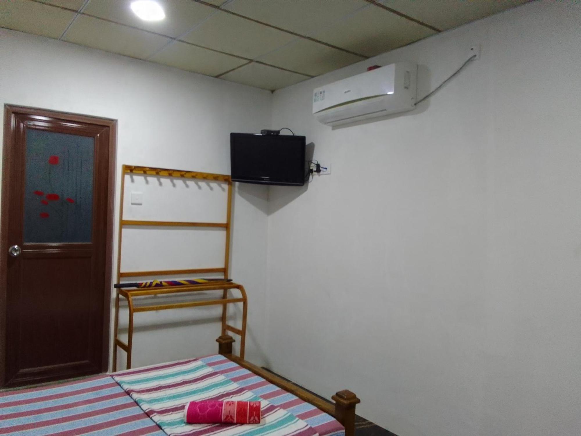 Wilpattu Buma Homestay Pahala Maragahawewa エクステリア 写真